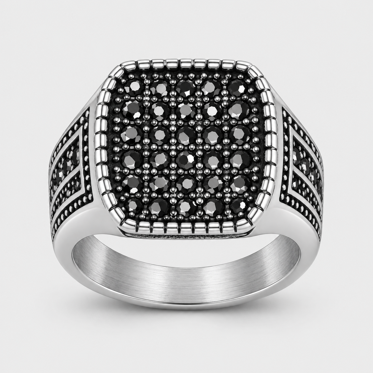 Chevalière Homme Carrée Pavée Pierres Noires Acier Inoxydable – Etna